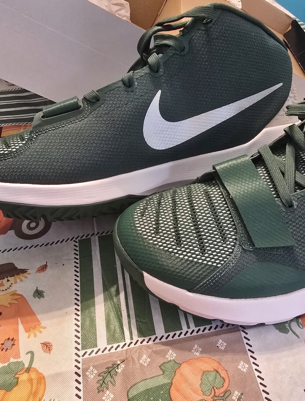 Mens KD Nikes Size 12